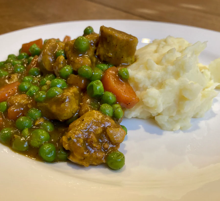 Uli's Famous Sausage Curried Sausages & Mashed Potatoes